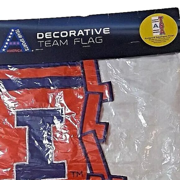 NWT Team Sports America Illinois Fighting Illini Decorative/Garden Flag - Picture 4 of 5